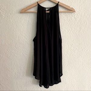 Lush Flowy Keyhole Halter Top